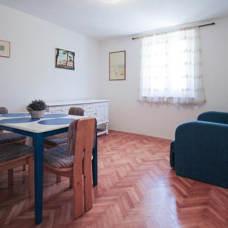 Apartment La Traviata With Parking โรวีน ภายนอก รูปภาพ