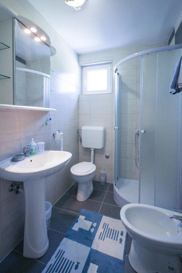 Apartment La Traviata With Parking โรวีน ภายนอก รูปภาพ